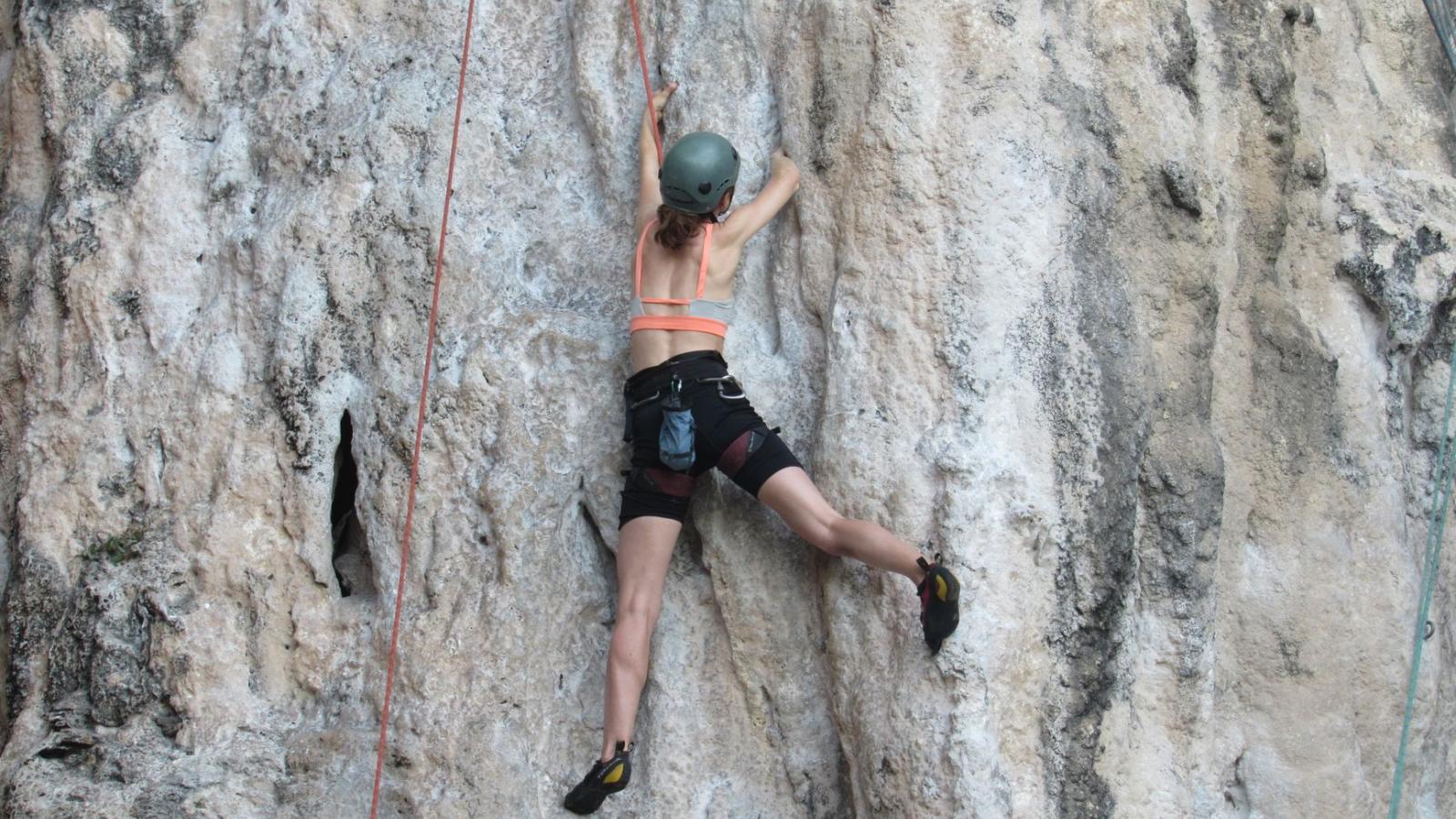 Klettern auf Mallorca: Die besten Gebiete und Klettersteige
